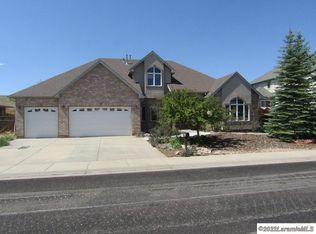 2024 Nighthawk Dr, Laramie, WY 82072