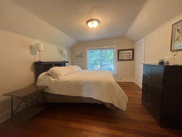 1321 N Brookfield St — Photo 12
