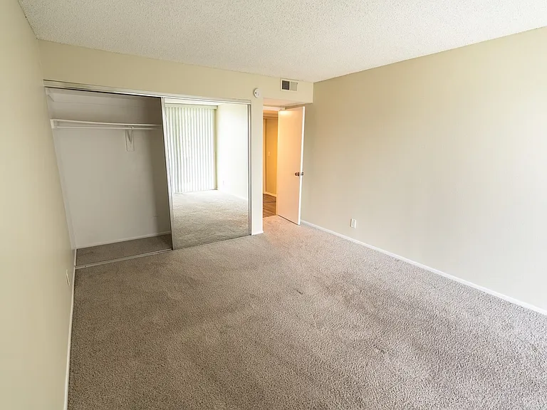 4200 Harbor Blvd — Photo 44