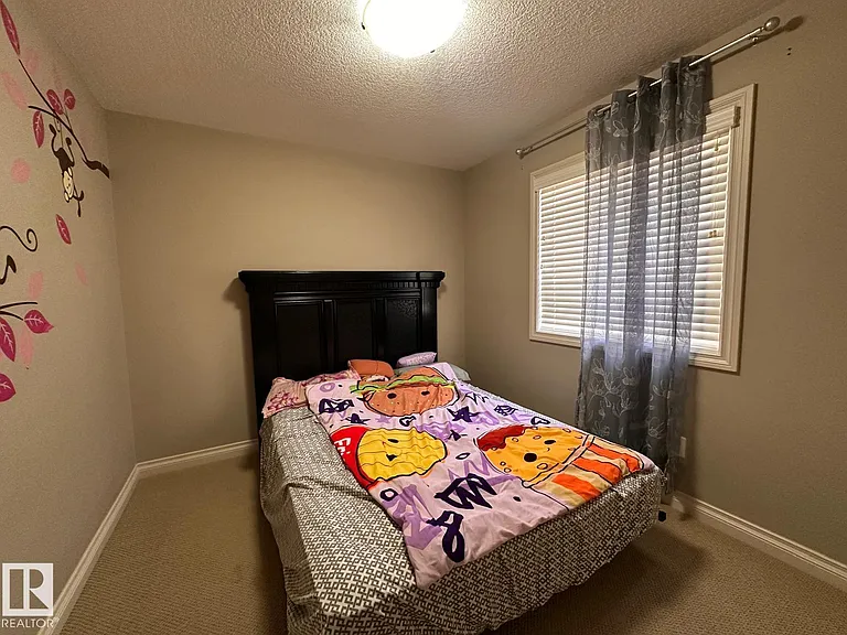 30 Virginia Ave — Photo 10