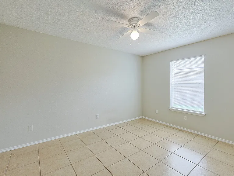 5903 10th St #3 — Photo 19