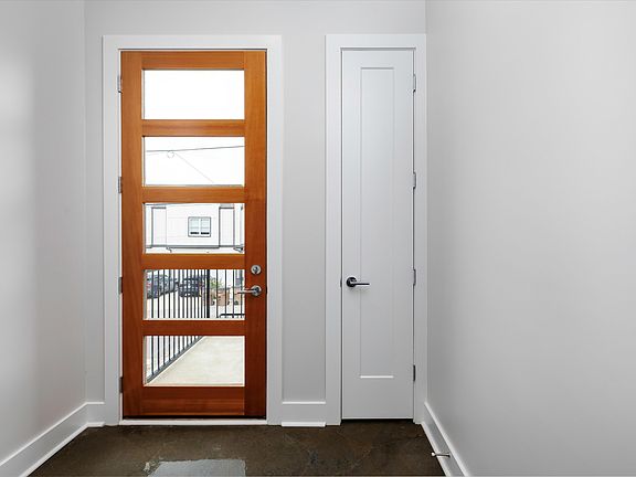 5th image of 13A Fern Ave