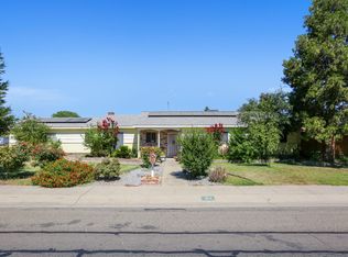 1614 S Conyer St, Visalia, CA 93277