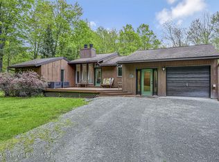 248 Bulletwood Rd, Clifford Township, PA 18470