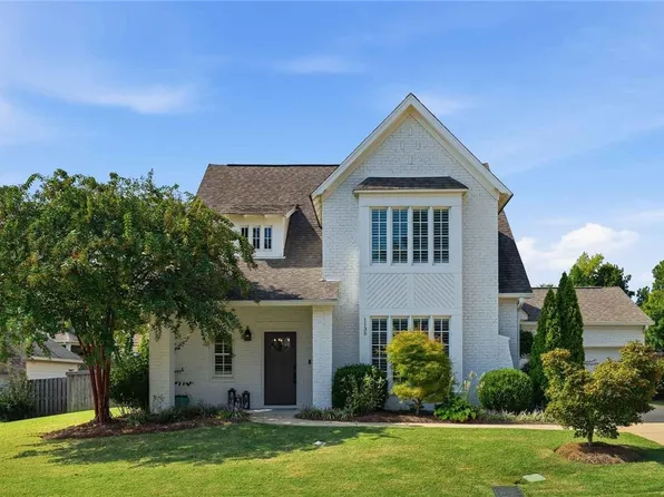 1135 Southridge Ct, Auburn, AL 36830