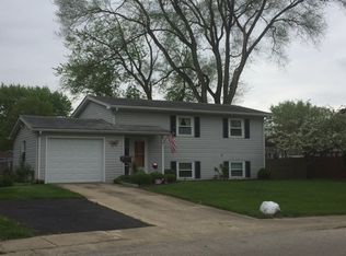71 Marnel Rd, Montgomery, IL 60538
