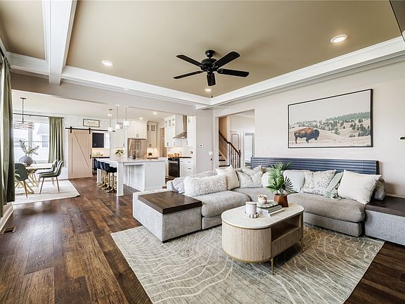 4th image of 18 Giovanni Ln