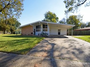 1710 Bayou Cir, Bossier City, LA 71112