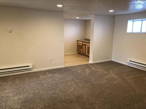 3rd image of 240 E 17th St