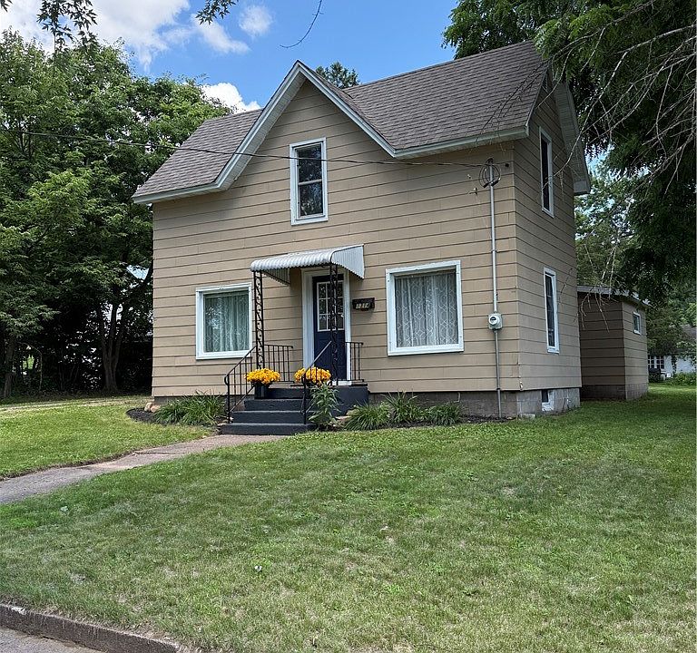 1st image of 1314 E 11th Street
