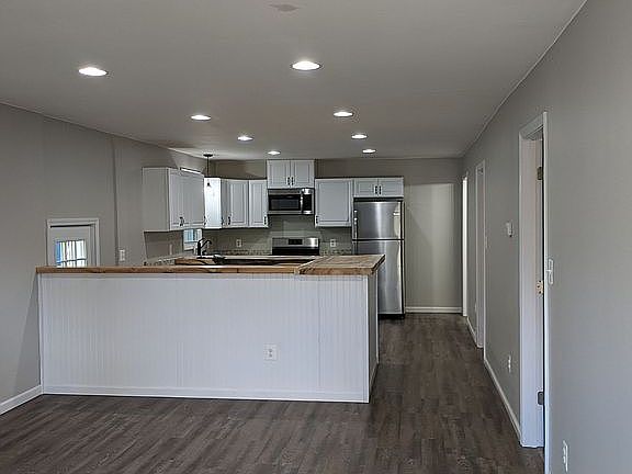 5th image of 957 Kellar Ave