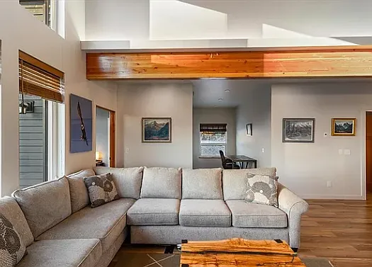 621 Nelson Avenue - 1 — Photo 4