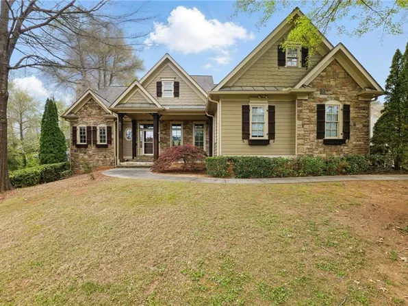 627 Warsaw Rd, Roswell, GA 30075