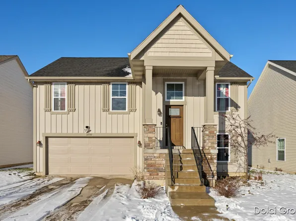 3797 Blazing Star St SE, Kentwood, MI 49512