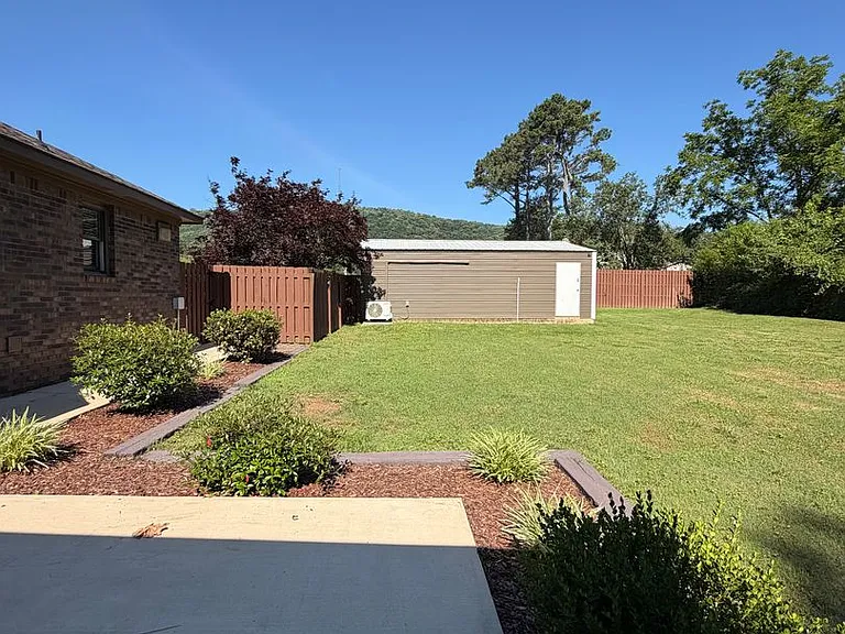 125 Camp Ground Rd — Photo 68