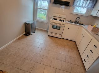 49 49/57 Healy St #1, Fall River, MA 02723