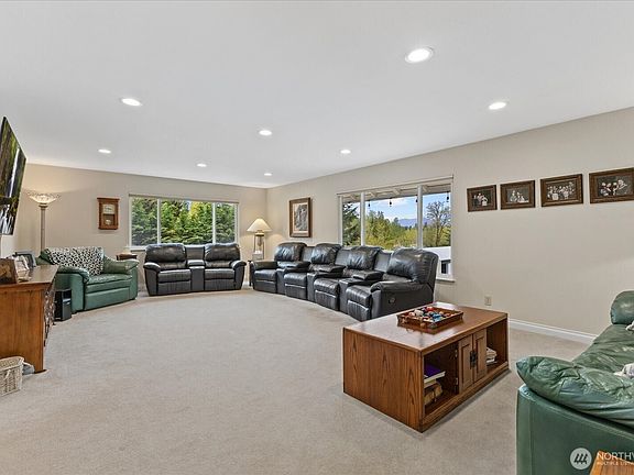 5th image of 17151 SE Petrovitsky Road