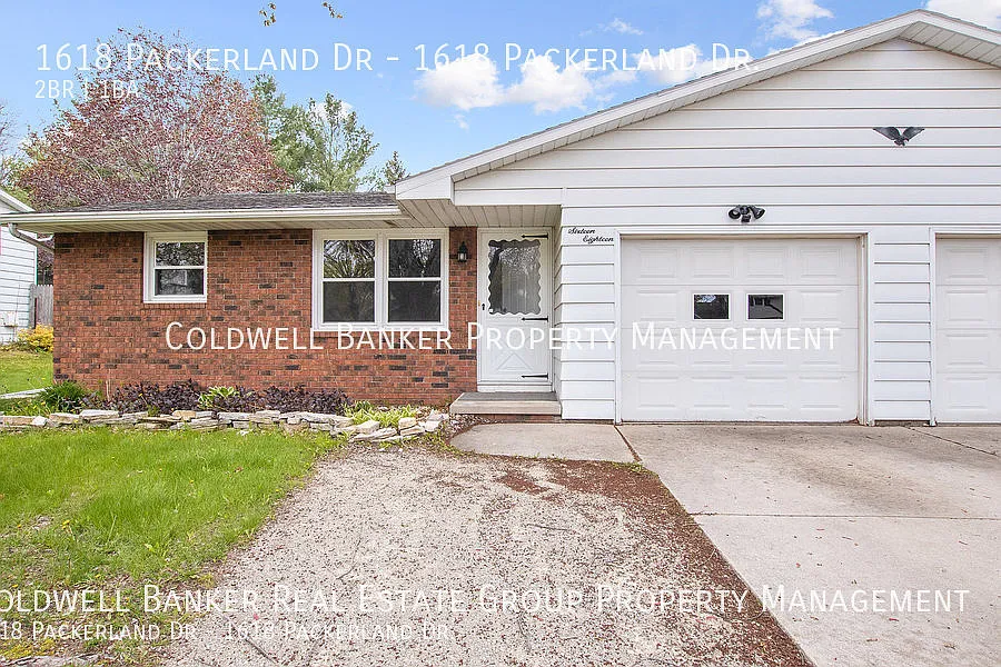 2 bed, 930 sqft, $1,400 — Photo 2