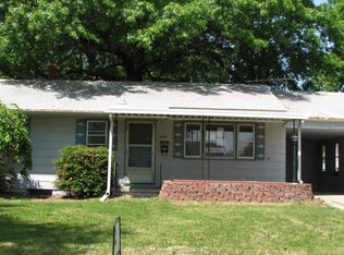 1620 N Hocker Ave, Independence, MO 64050