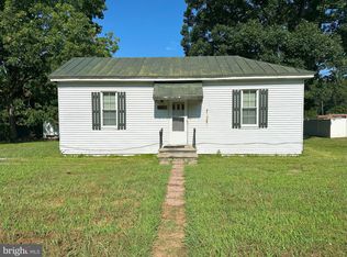 20810 Westover Dr, Mc Kenney, VA 23872