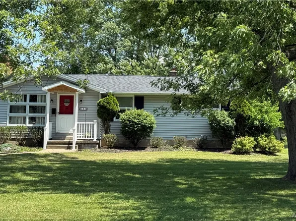183 N Harvest St, Williamsville, NY 14221