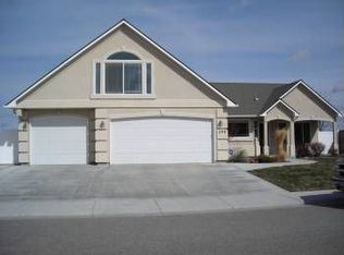 498 W Davenport St, Meridian, ID 83642