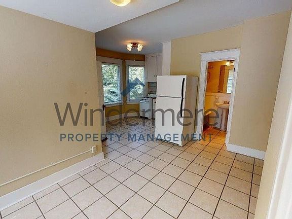 5th image of 336 S Palouse St APT 5