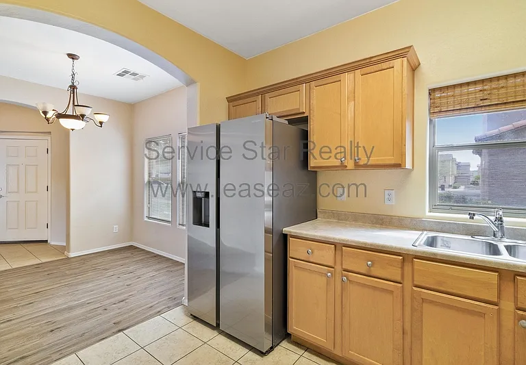 14916 N 177th Ave — Photo 8