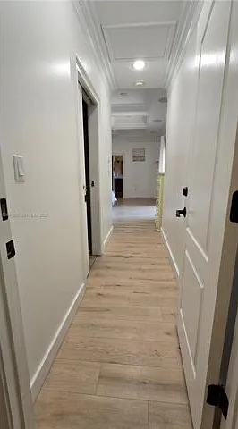 3 bed, 3.0 bath, $8,000 — Photo 3