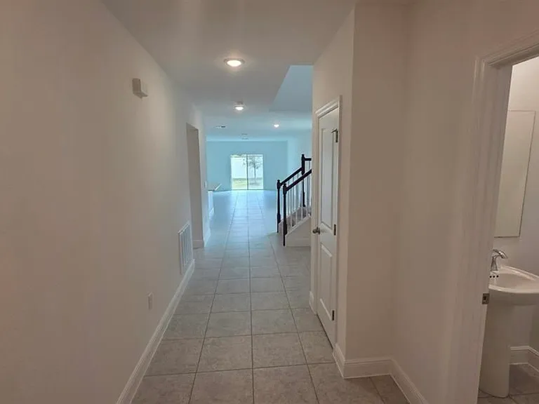 5551 Maddie Dr — Photo 7