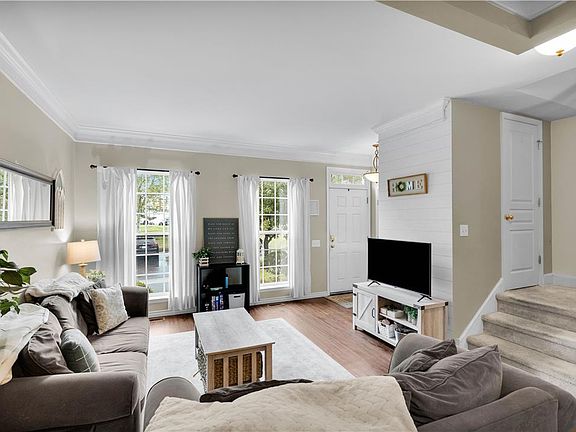 4th image of 5222 Chandler Way