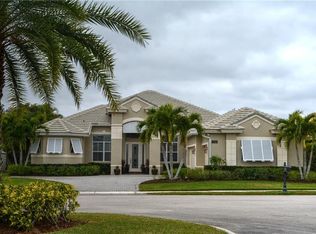 7246 SW Quiet River Ct, Stuart, FL 34997