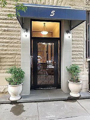 3rd image of 5 W 107th St APT 3A