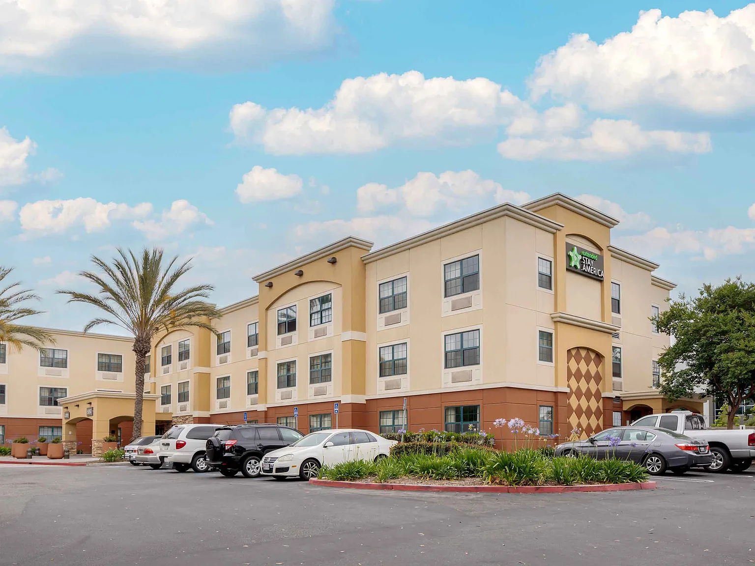 Orange County - Huntington Beach — Photo 4