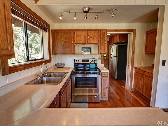 4th image of 62 Cottonwood Drive- Wolf Crk