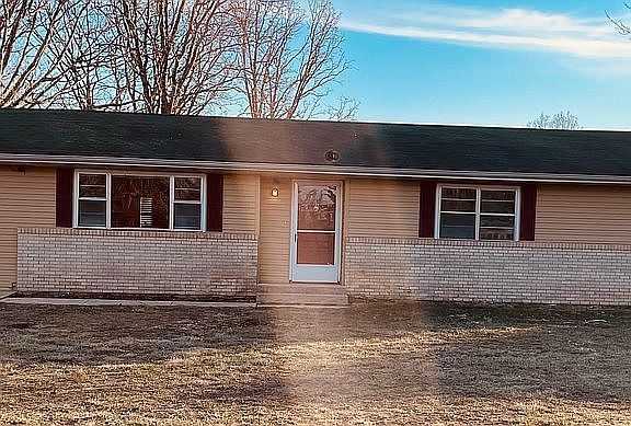 2nd image of 4432 County Road 2420