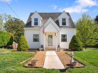 1010 3rd St, Radford, VA 24141