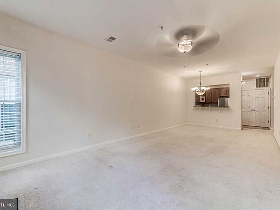 3rd image of 4652 Lawton Way