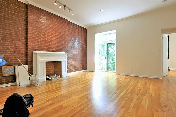 Rented by JK Dansar Corp | media 11