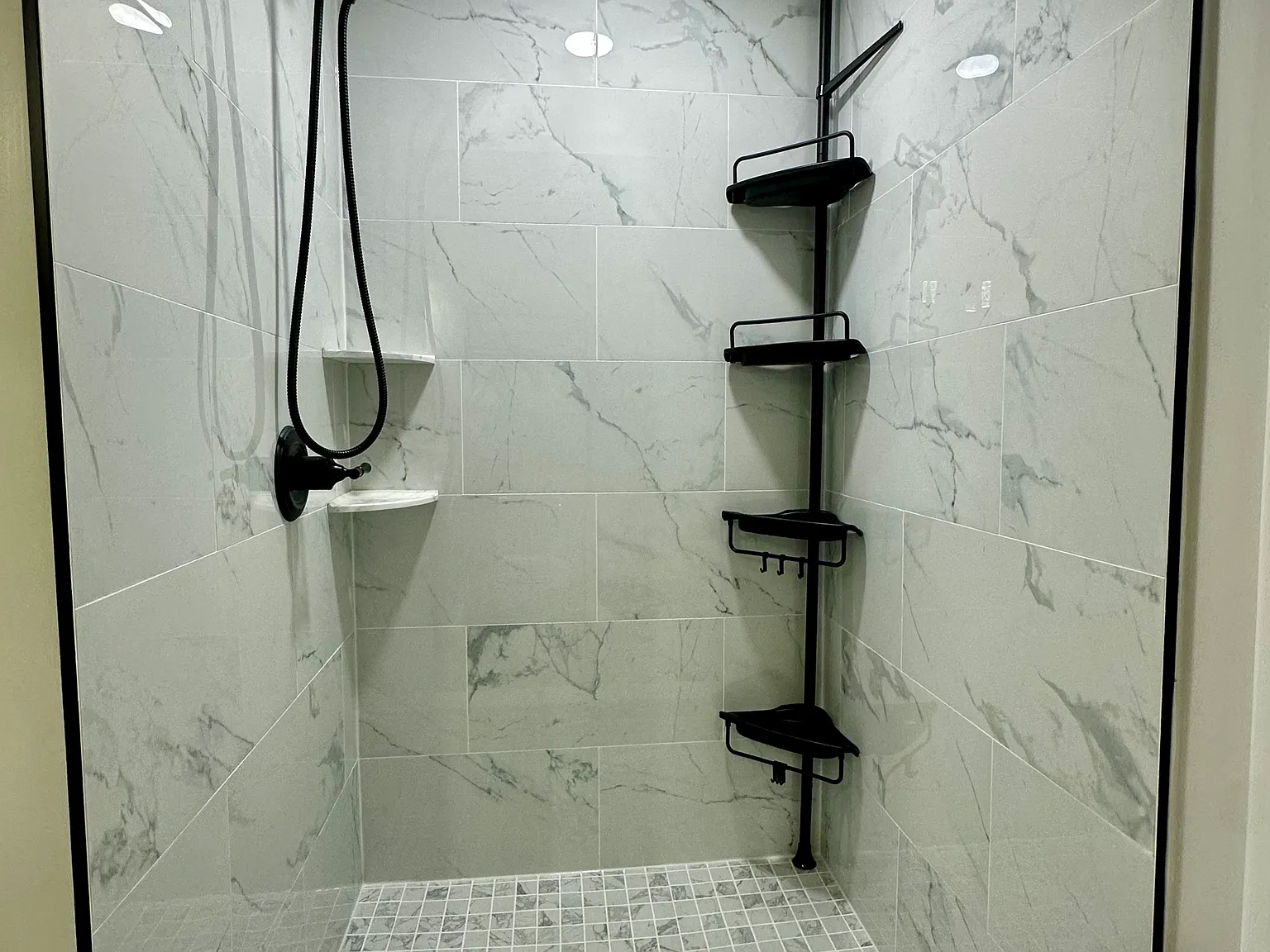 1 bed, 2520 sqft, $1,650 — Photo 2