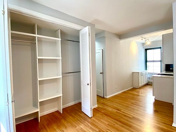 2nd image of 511 E 78th St APT 4H