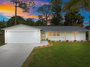 705 Wentworth St, Sebastian, FL 32958