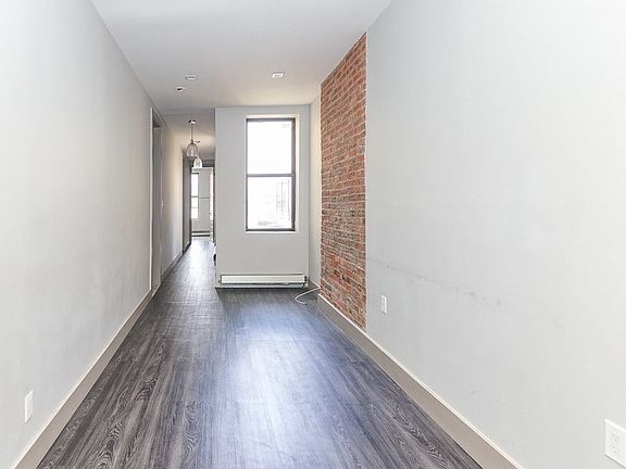 2nd image of 257 Linden St #5S