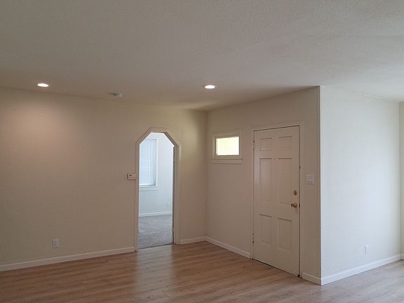 4th image of 1970 17th Ave APT A