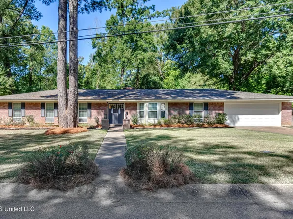 5365 Suffolk Dr, Jackson, MS 39211
