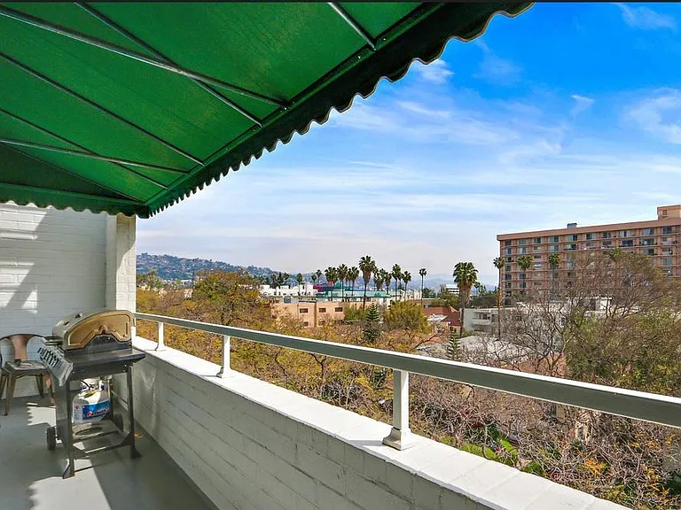 Penthouse East Facing Balcony