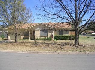 205 Mimosa St, Burkburnett, TX 76354