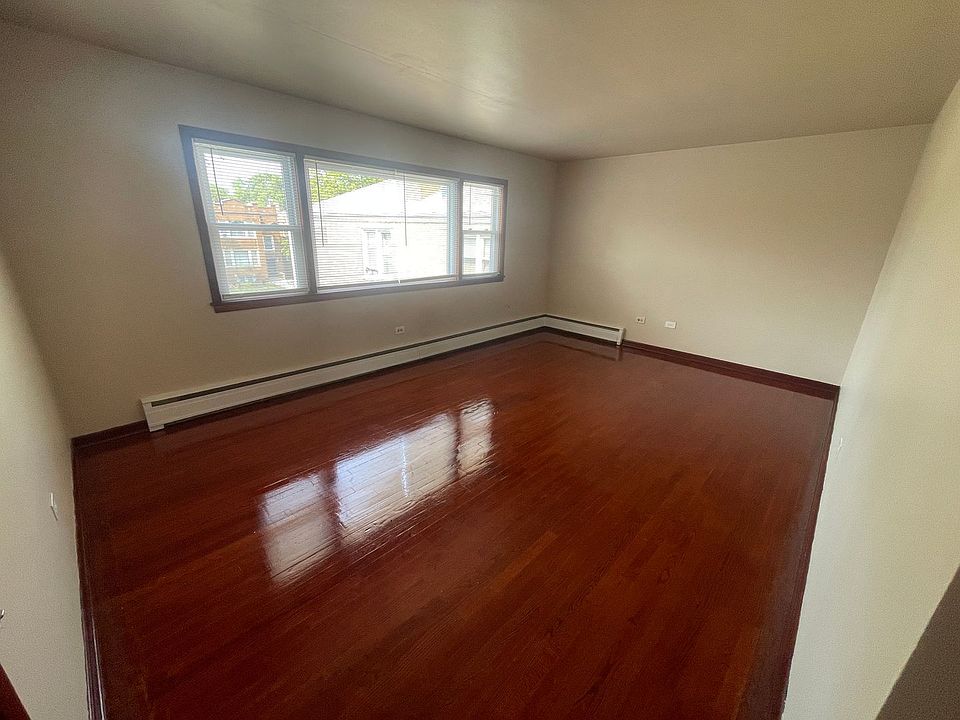 1st image of 5511 W Kamerling Ave