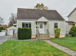 36 Alberta Dr, Saddle Brook, NJ 07663