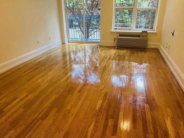 1st image of 261 W 112th St #1D